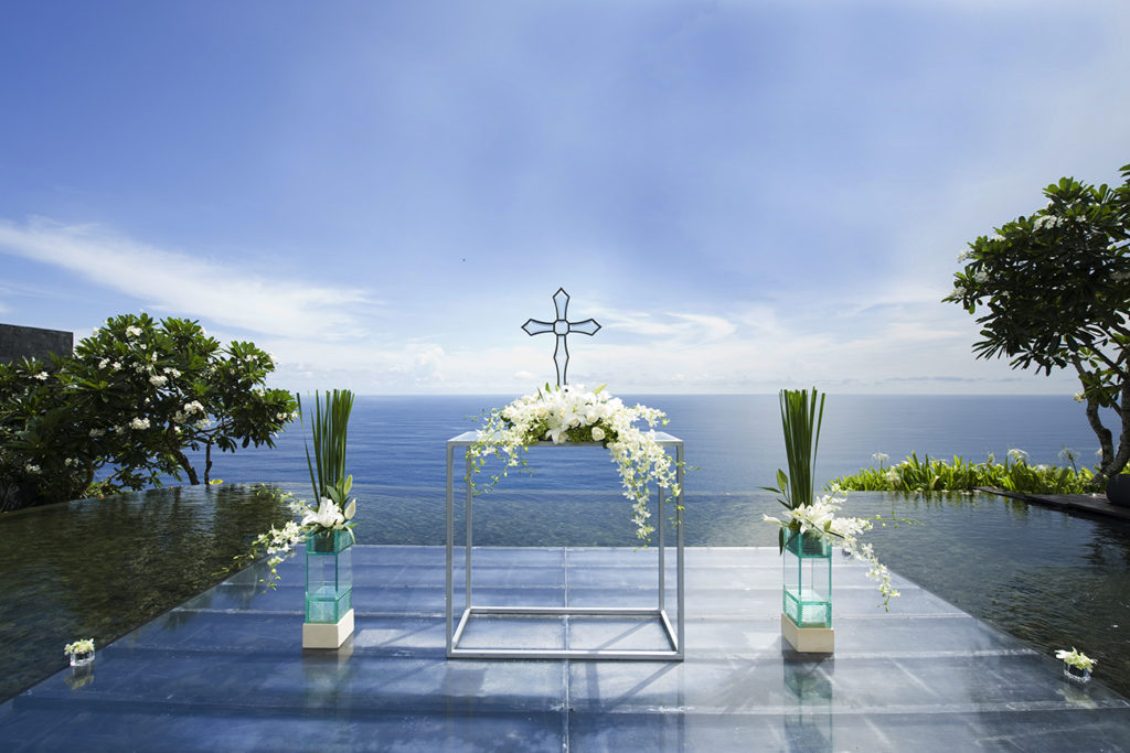 bulgari resort bali floating altar 