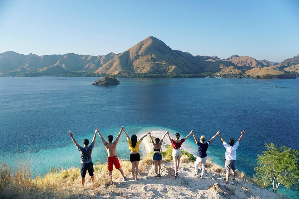 komodo island flores