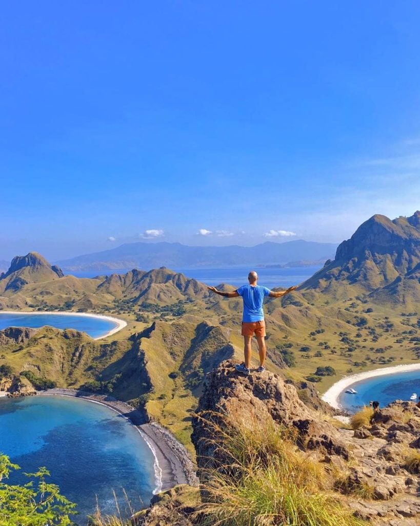 padar island in lombok